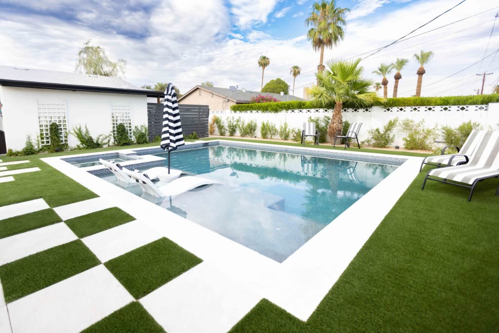 Arizona vacation rental backyard with swimming pool and spa